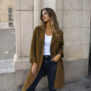 Veronica™ | Stilvolle Jacke mit Knopfdetails