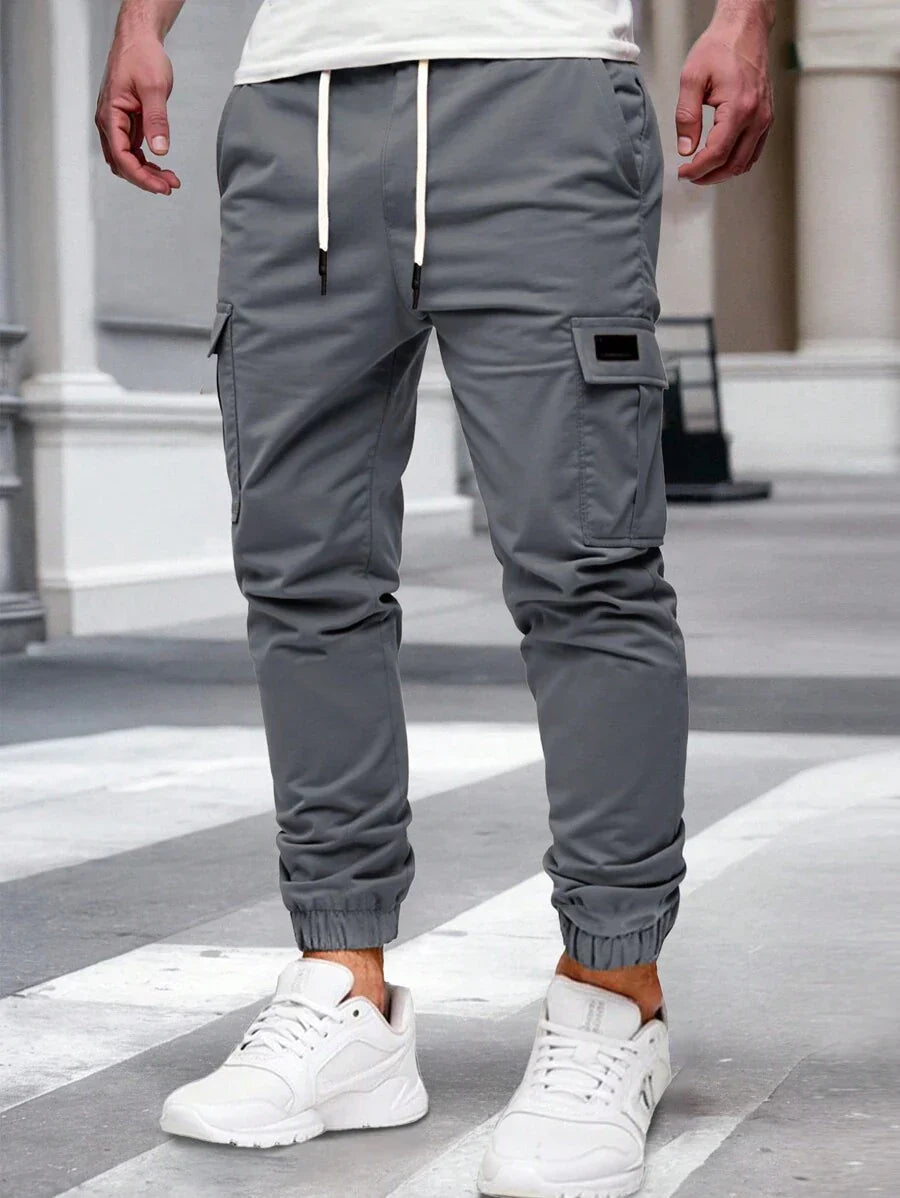 RICCARDO | Leichte Cargo-Jogginghose mit Taschen