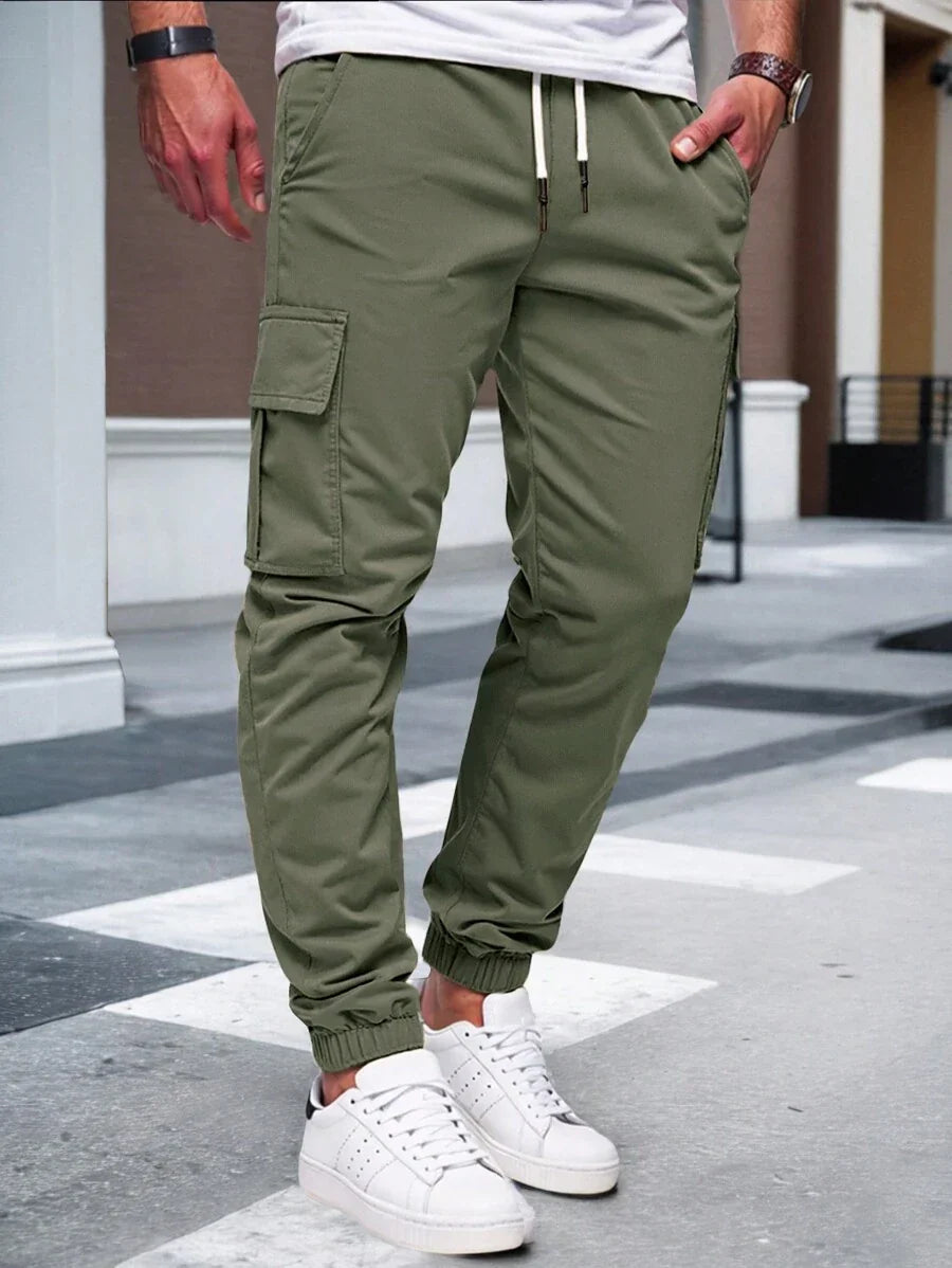 RICCARDO | Leichte Cargo-Jogginghose mit Taschen