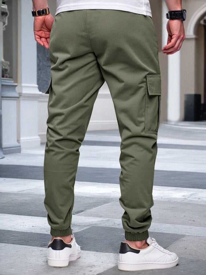 RICCARDO | Leichte Cargo-Jogginghose mit Taschen