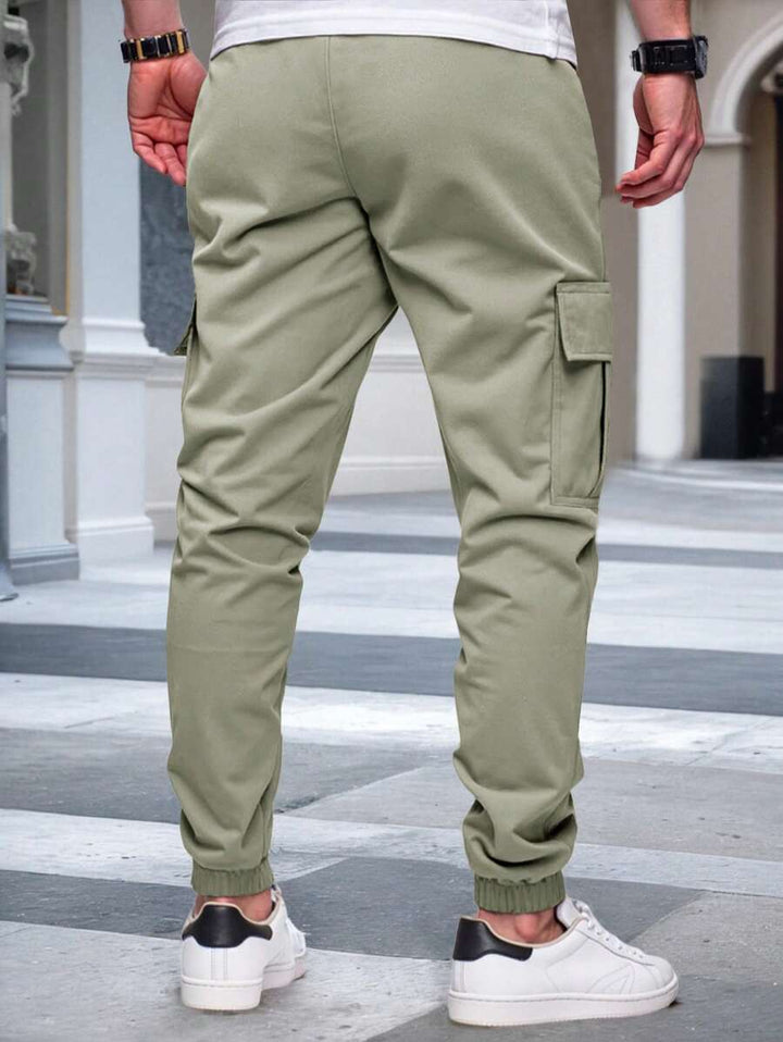 RICCARDO | Leichte Cargo-Jogginghose mit Taschen
