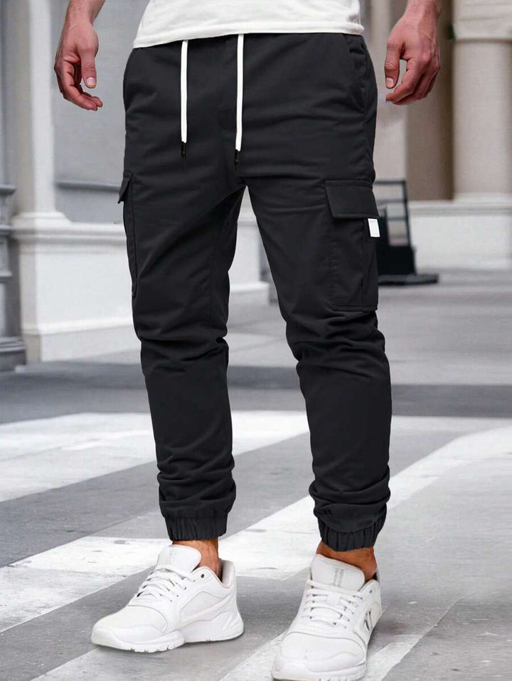 RICCARDO | Leichte Cargo-Jogginghose mit Taschen
