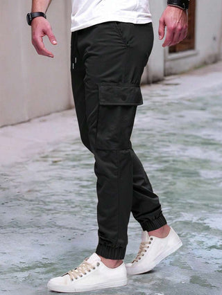 RICCARDO | Leichte Cargo-Jogginghose mit Taschen