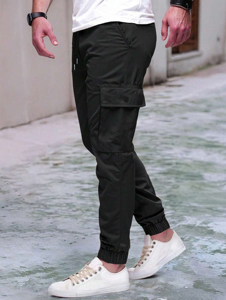 RICCARDO | Leichte Cargo-Jogginghose mit Taschen