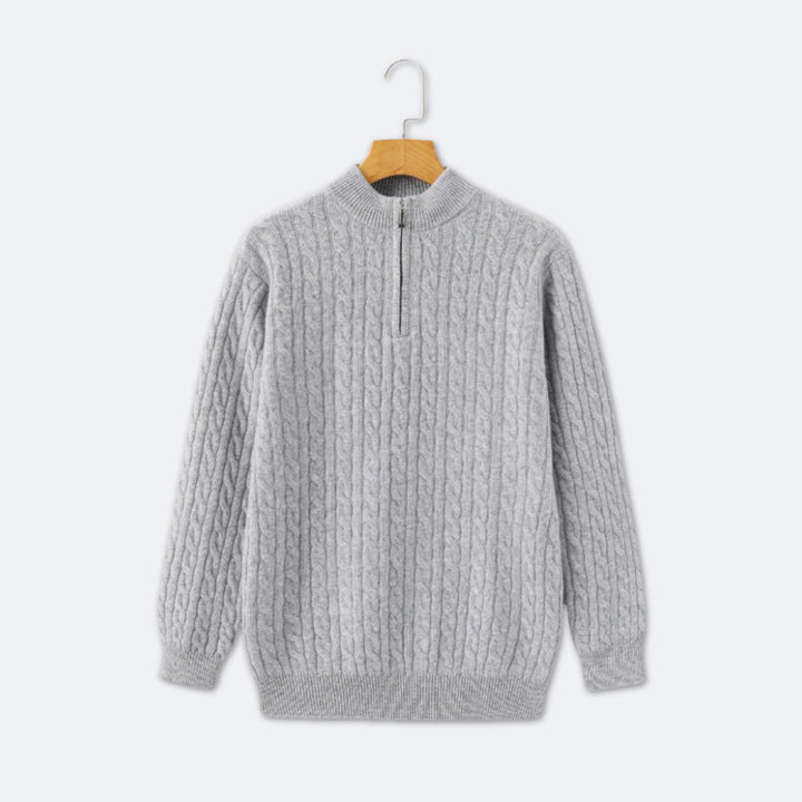 Christian | Eleganter Strickpullover mit Zopfmuster und Halbzip