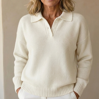 Maya – Pullover mit Knopfkragen