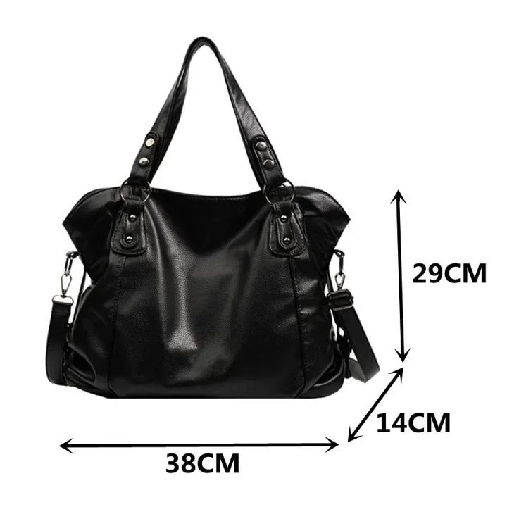 "Olivia - Elegante Hobo Schultertasche" can be rewritten as "Olivia - Stilvolle Hobo Schultertasche".