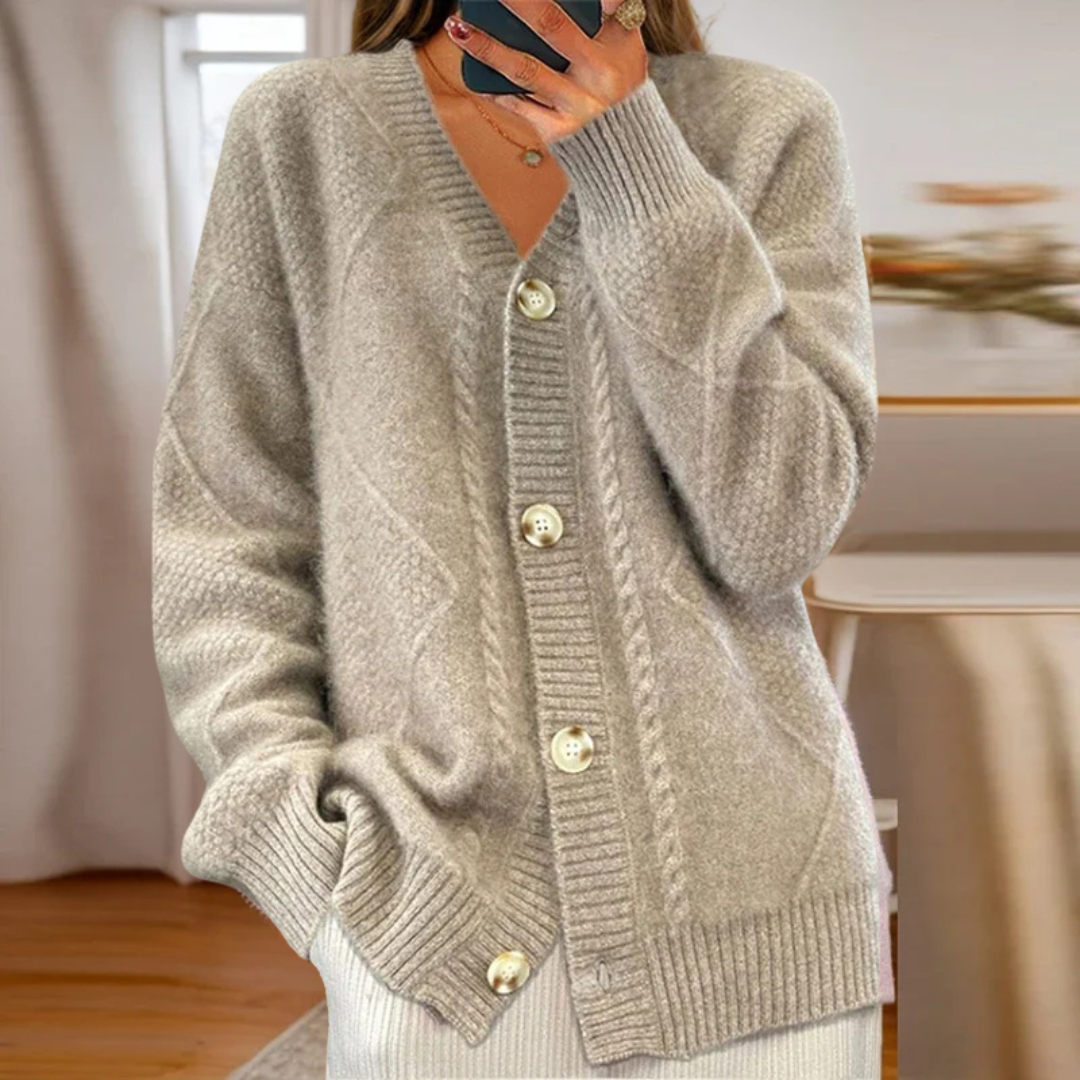 Éloise | Cable Knit Cardigan