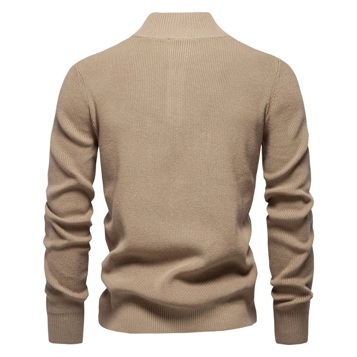 Konrad | Eleganter Herrenpullover mit Knopfdetails