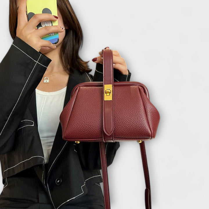 Olivia - Vintage Handbag