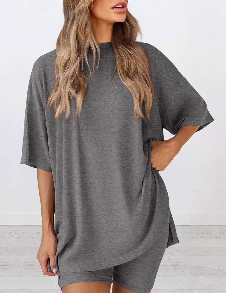 Hilda™ Minimalist 2-Piece Set