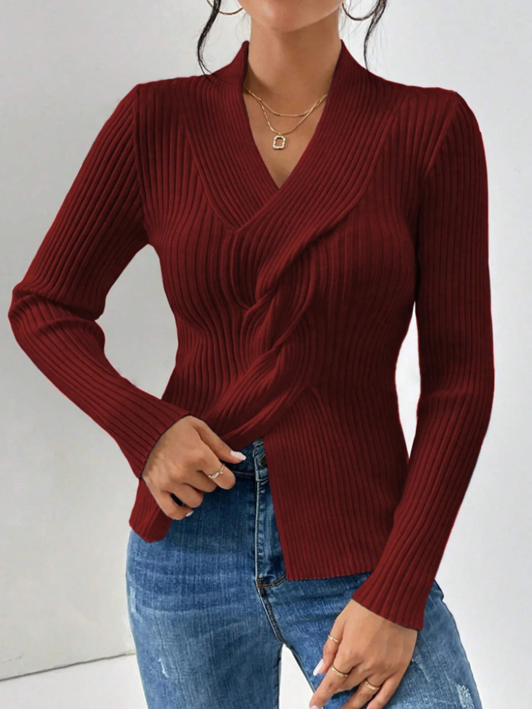 Romy | Handgestrickter Pullover mit V-Ausschnitt